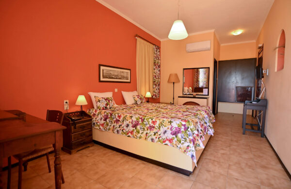 Benovias Aeriko Chios Rooms Karfas | Double Room