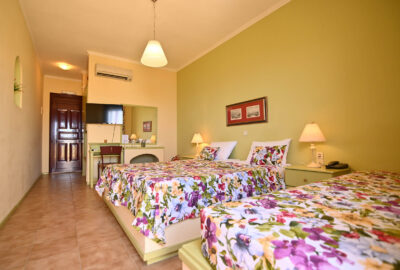 Benovias Aeriko Chios Rooms Karfas | Triple Room