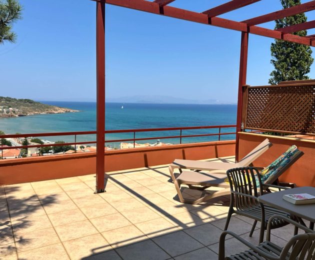 benovias-aeriko-rooms-apartments-pool-karfas-chios-25